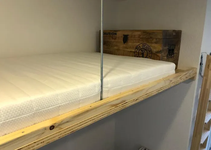 Tiny House Nike